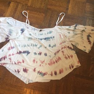 American eagle cold shoulder top